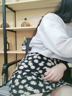 喜欢给小姐舔逼的外围女探花伟哥 成都家庭式公寓约炮兼职良家少妇抠逼舔鲍各种姿势狠草